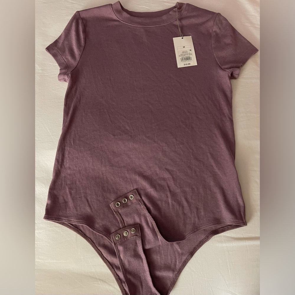 New Target Ladies’ A New Day Light Purple Ribbed Short Sleeve Bodysuit (Medium)